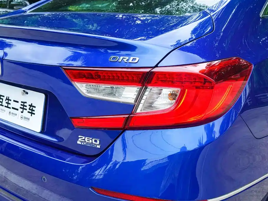 Honda Accord — фото 22