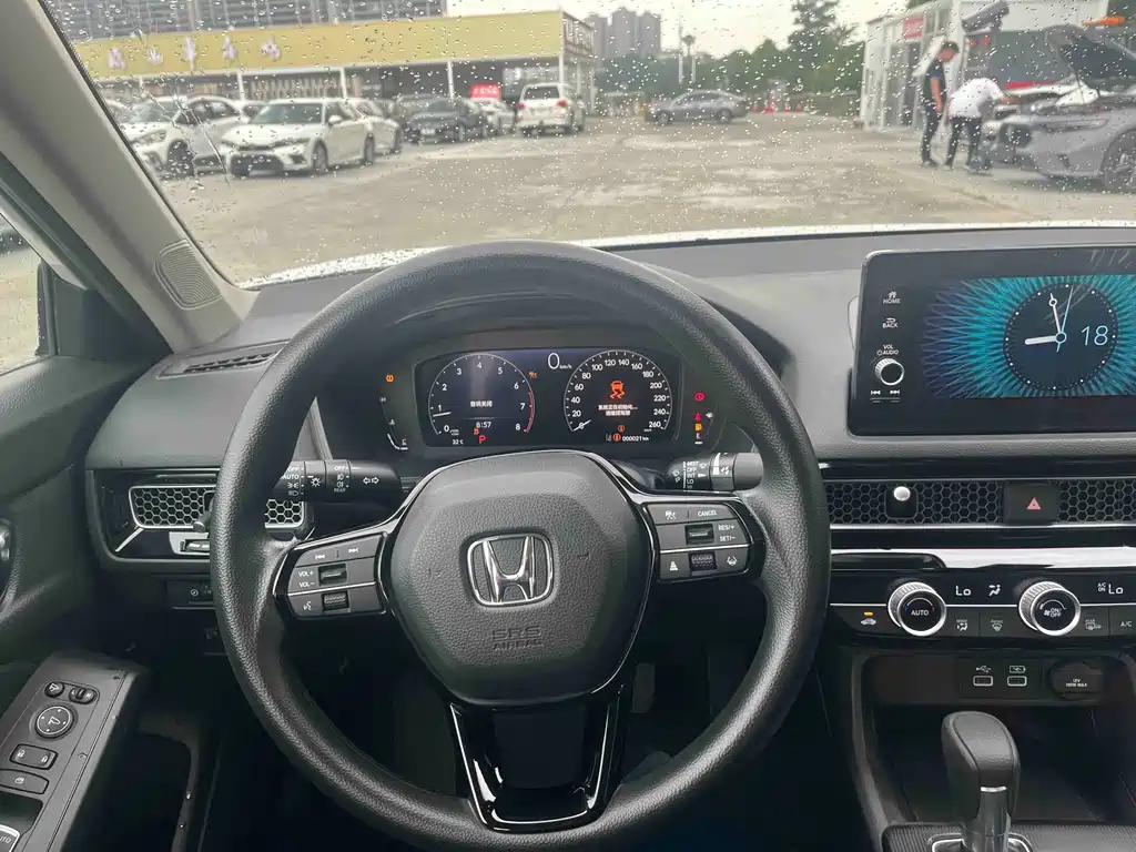 Honda Civic — фото 12