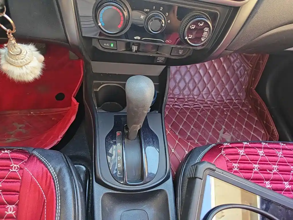 Honda City — фото 14