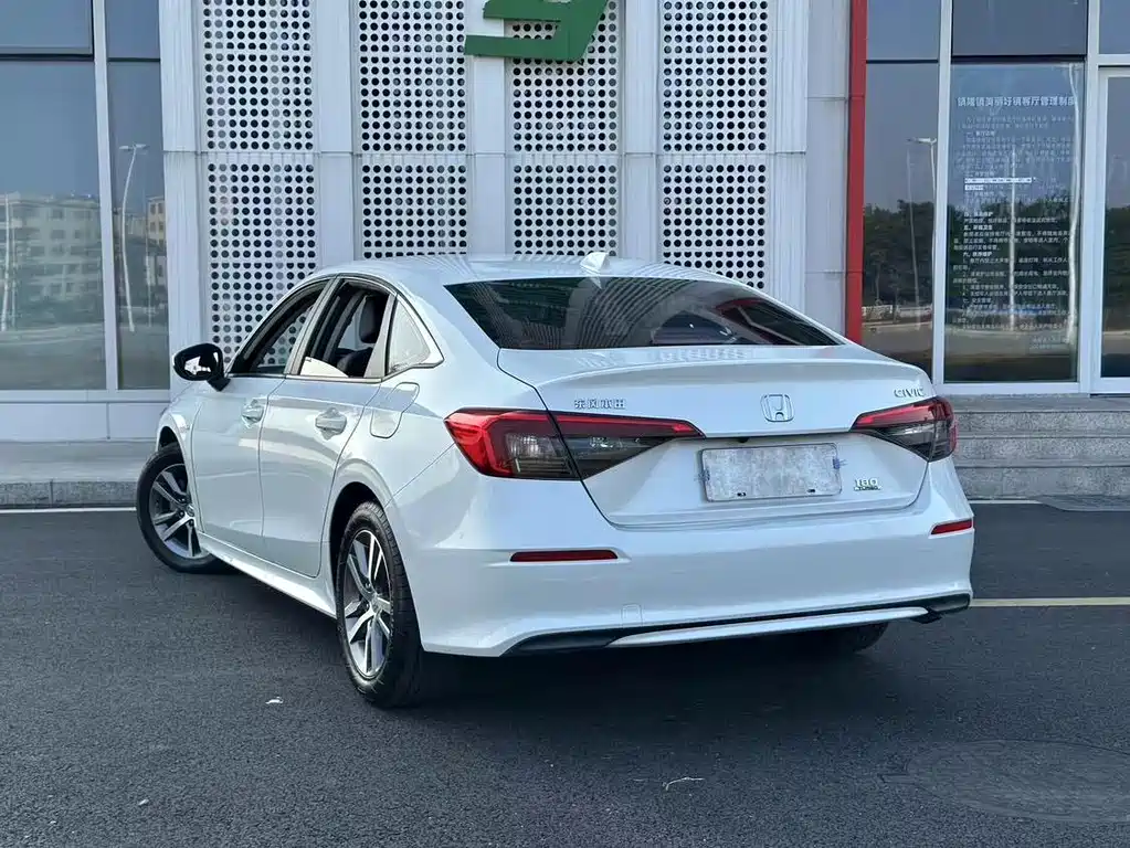 Honda Civic — фото 5