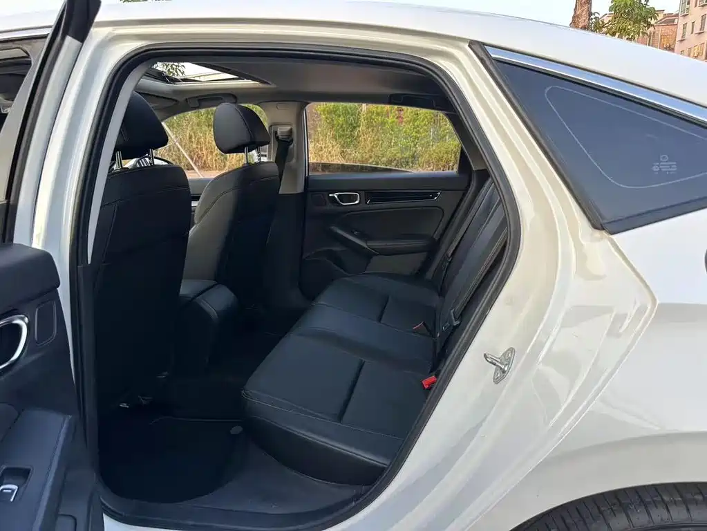 Honda Civic — фото 7