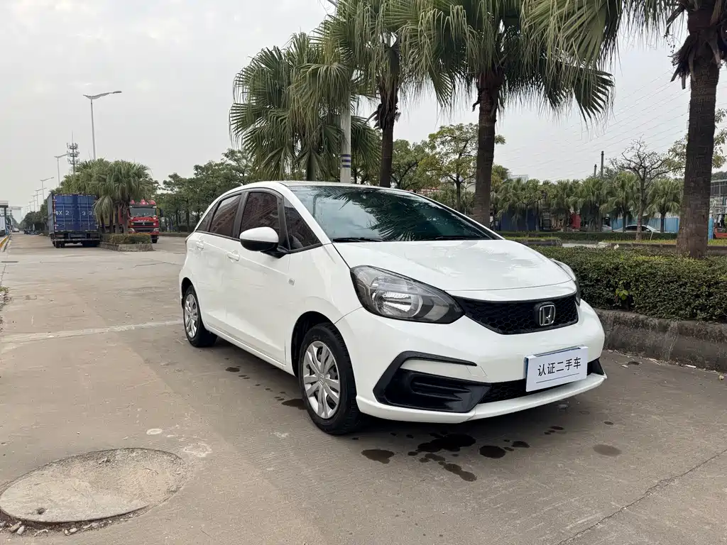 Honda Fit — фото 3