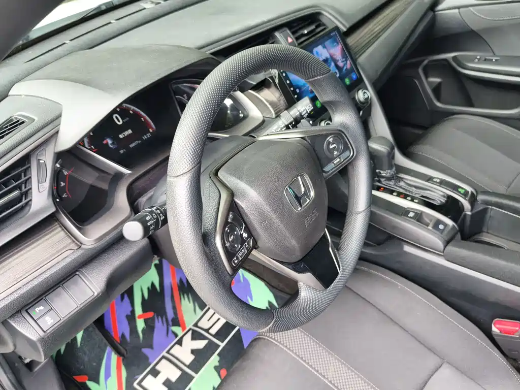 Honda Civic — фото 14