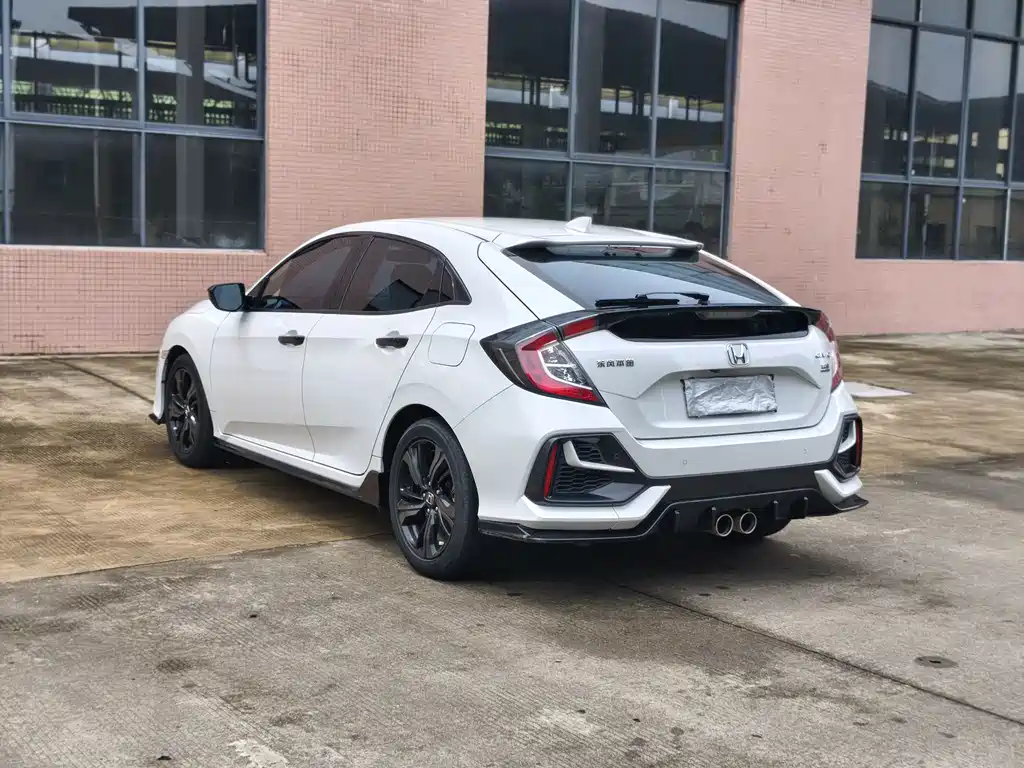 Honda Civic — фото 8