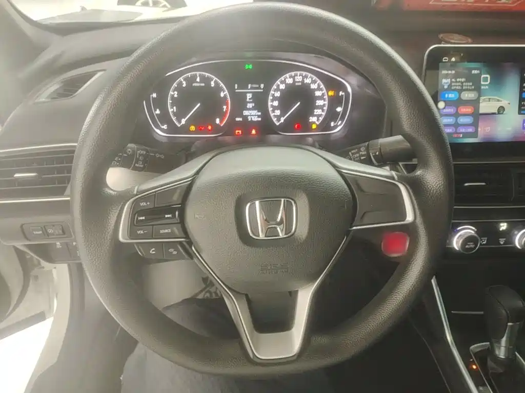 Honda Inspire — фото 11