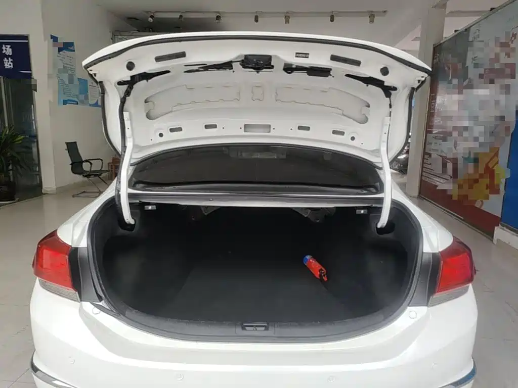 Honda Spirior — фото 19