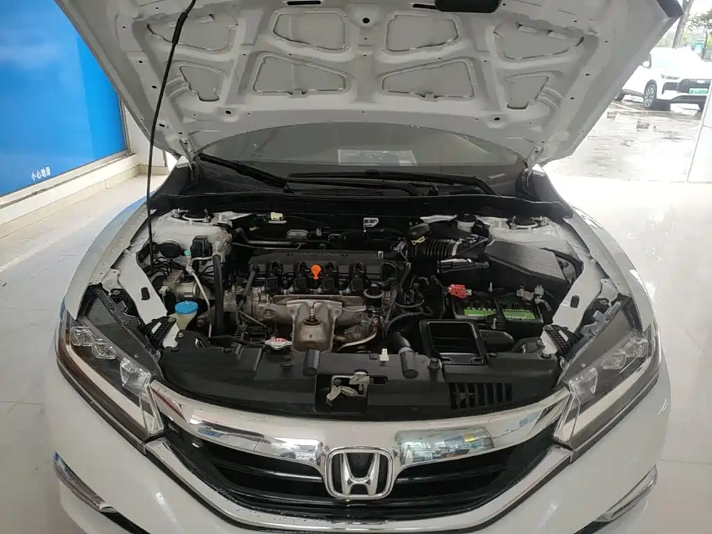 Honda Spirior — фото 20