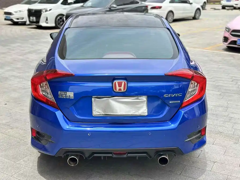 Honda Civic — фото 8