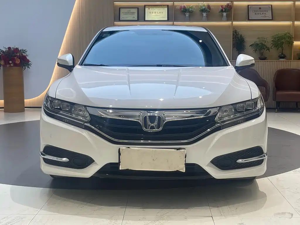 Honda Spirior — фото 2