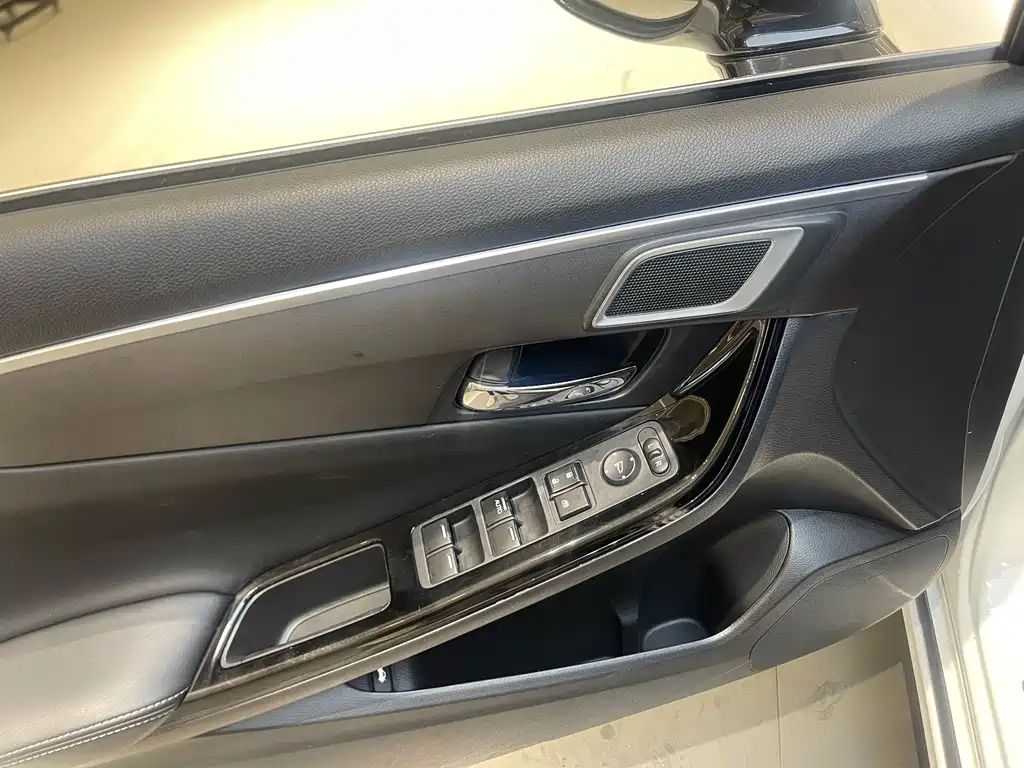Honda Spirior — фото 20