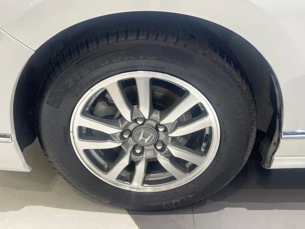 Honda Spirior — фото 24