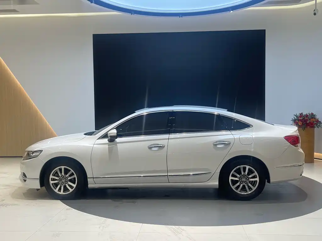 Honda Spirior — фото 4