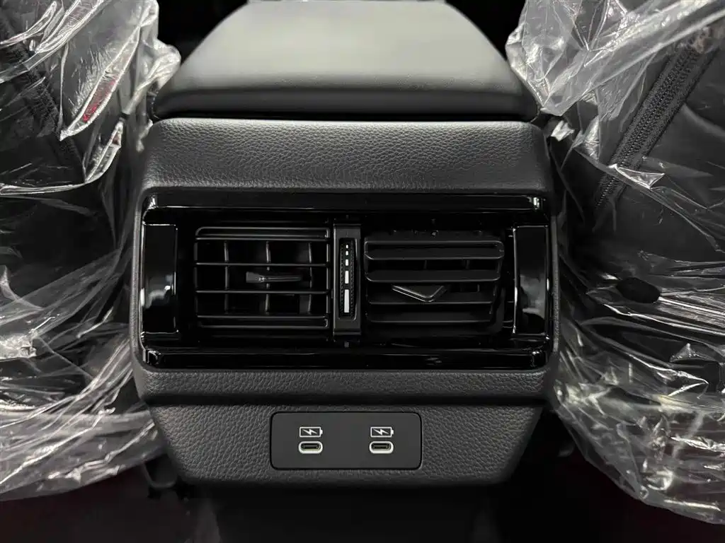 Honda Accord New Energy — фото 11