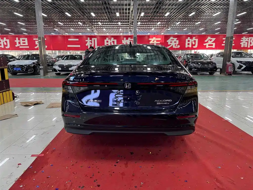Honda Accord New Energy — фото 4