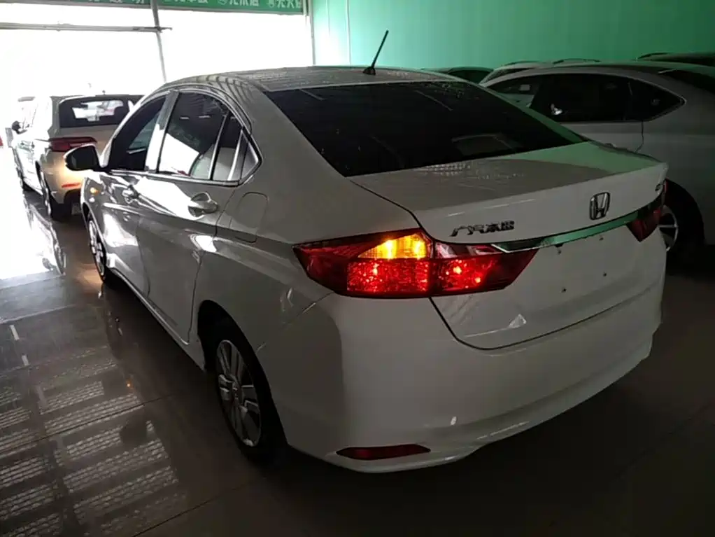 Honda City — фото 5