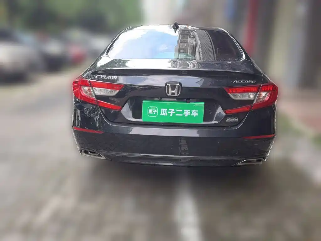 Honda Accord — фото 4