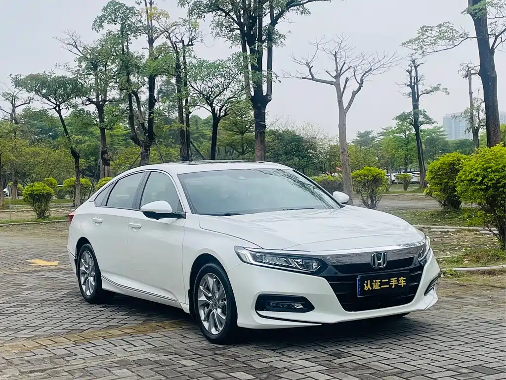 Honda Accord — фото 3