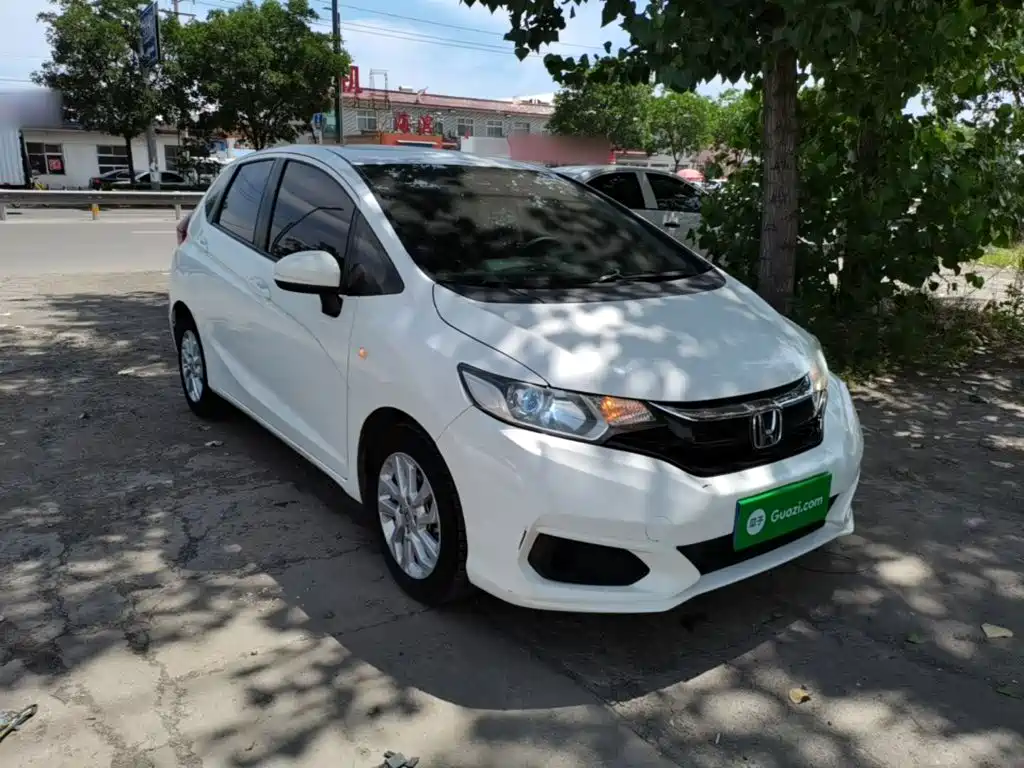 Honda Fit — фото 4