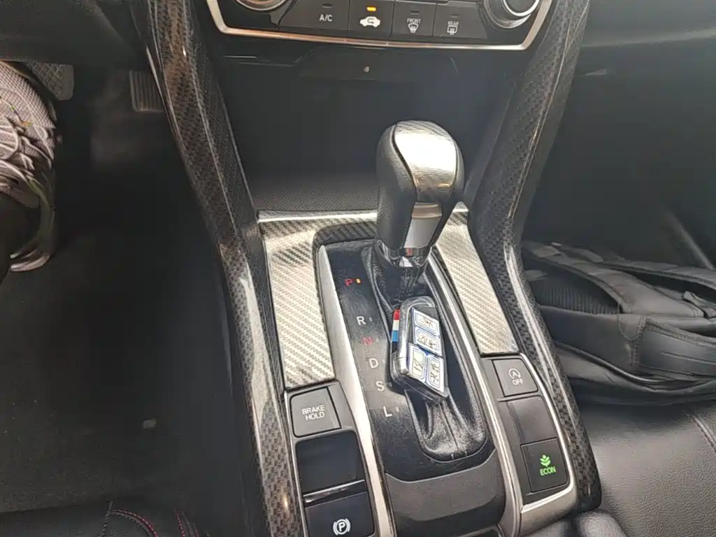 Honda Civic — фото 14