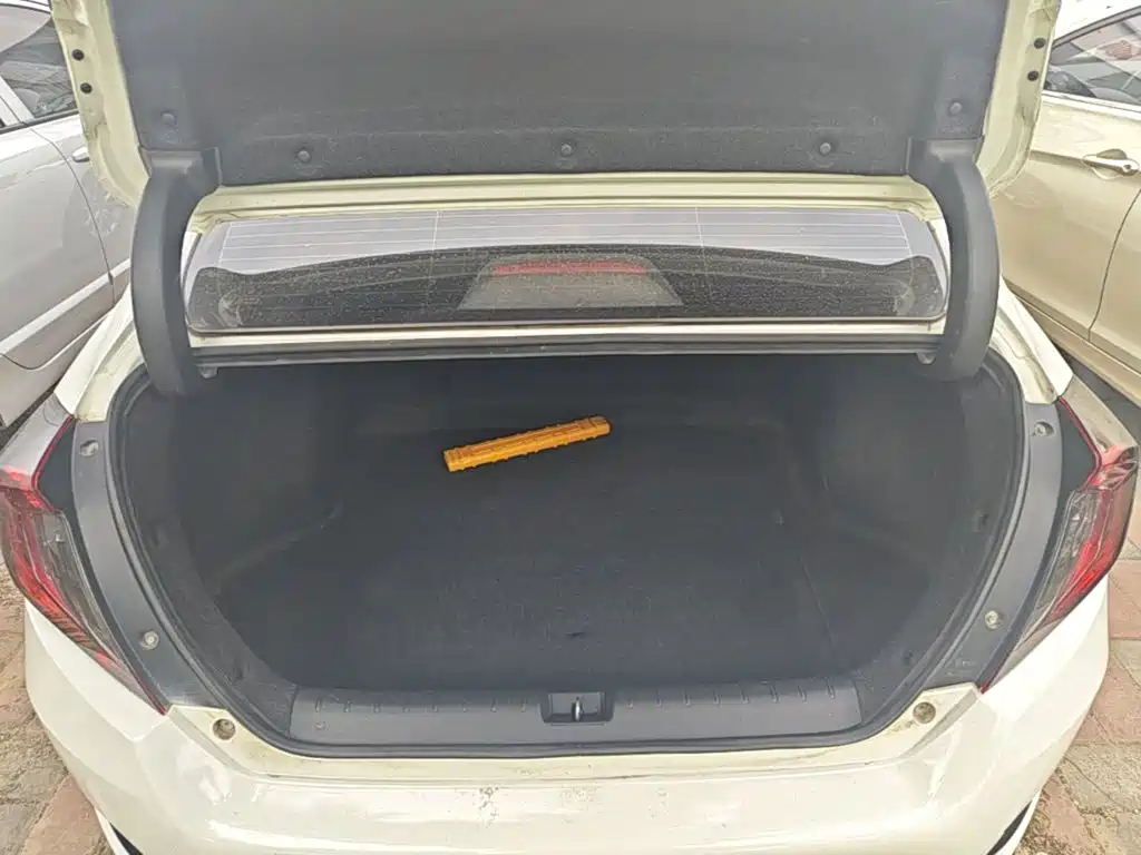Honda Civic — фото 19