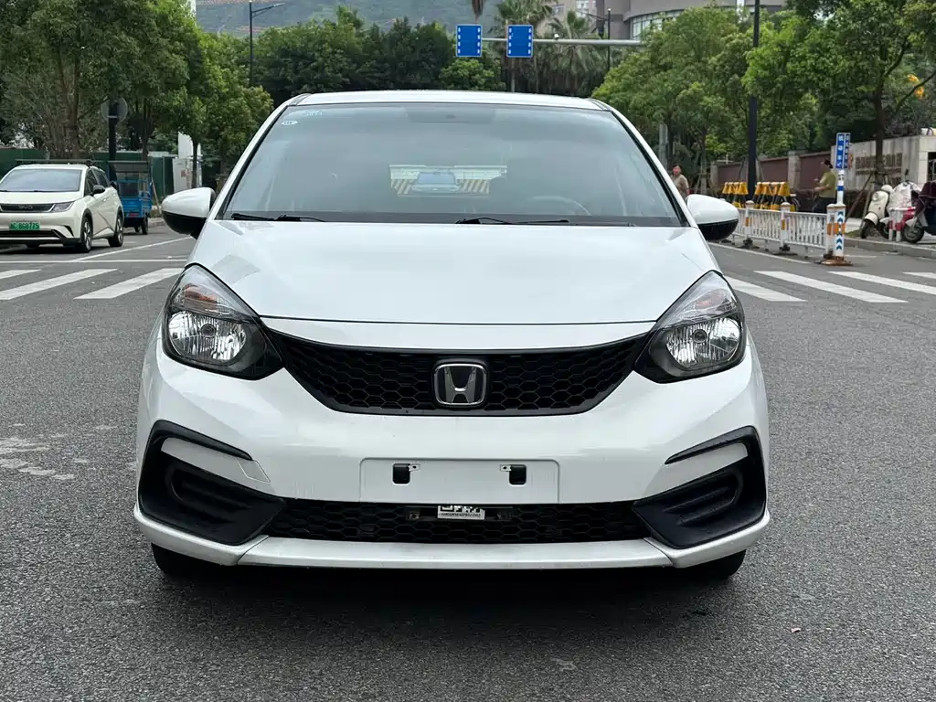 Honda Fit — фото 2