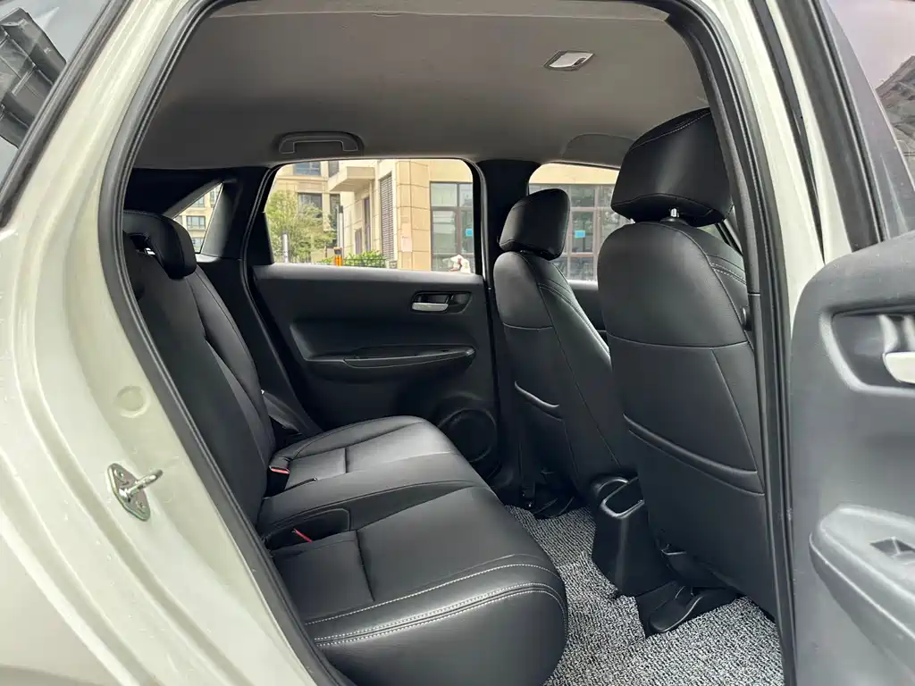 Honda Fit — фото 15