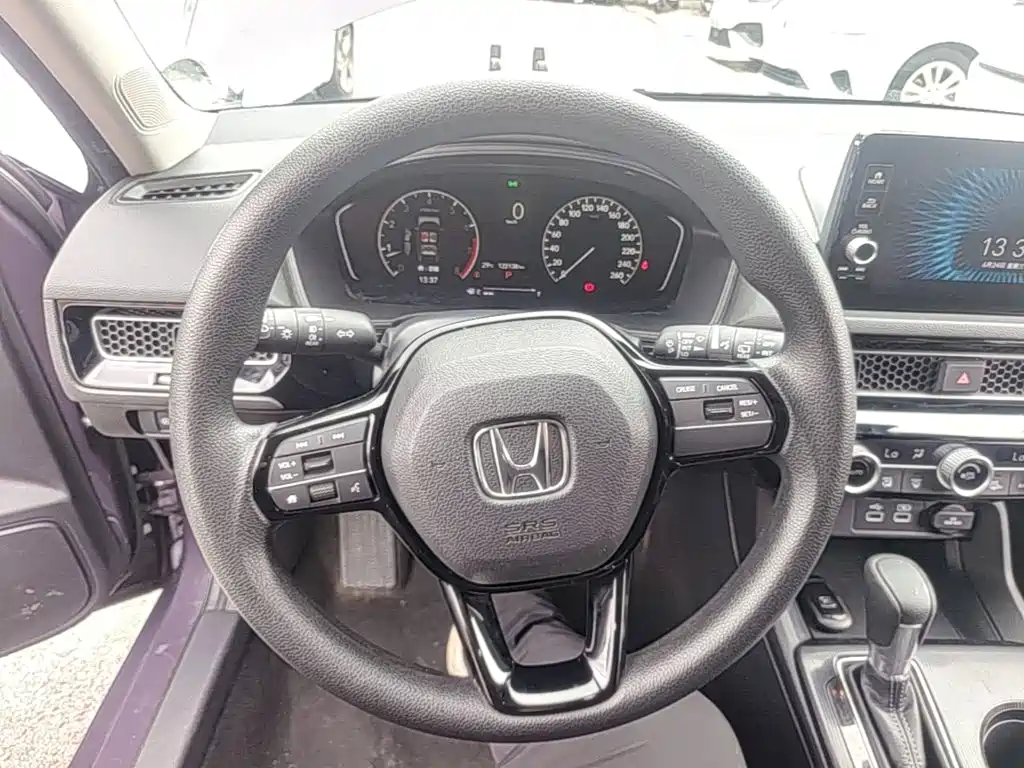 Honda Civic — фото 11