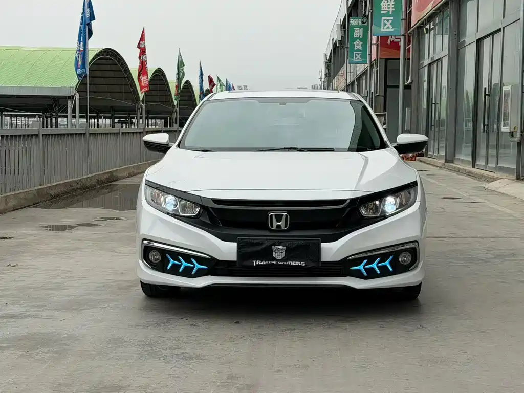 Honda Civic — фото 2