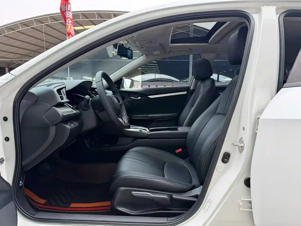 Honda Civic — фото 6