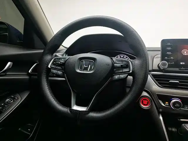 Honda Accord — фото 15