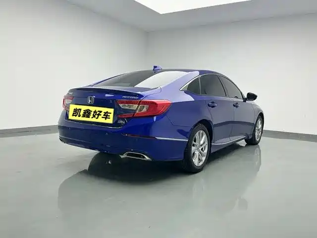 Honda Accord — фото 4