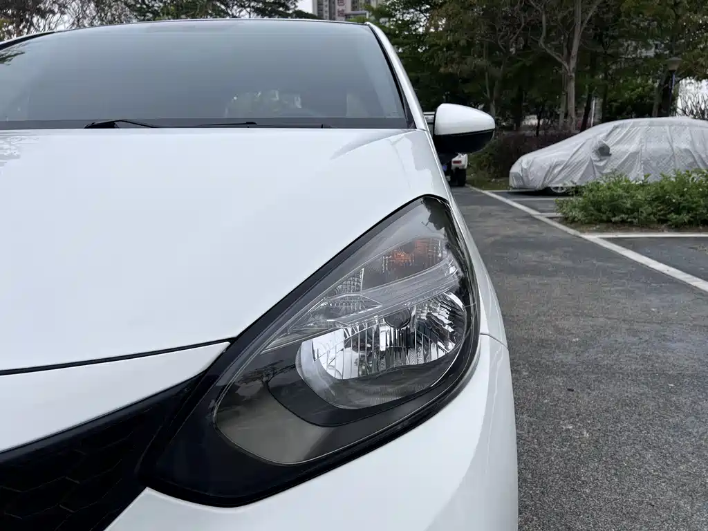 Honda Fit — фото 15