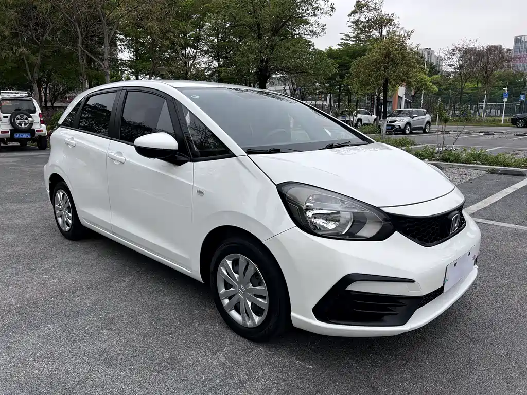 Honda Fit — фото 3