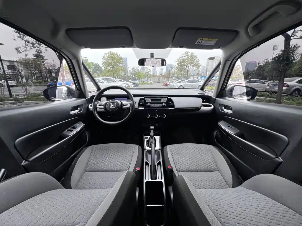 Honda Fit — фото 6