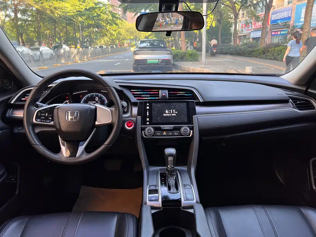 Honda Civic — фото 13