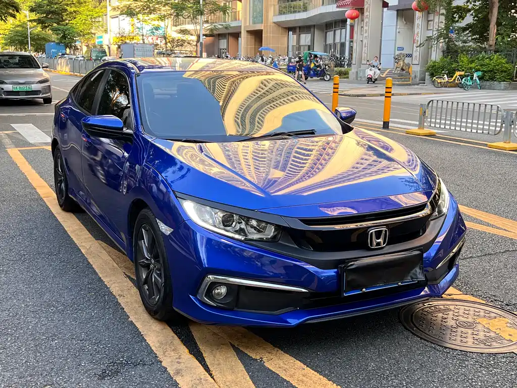Honda Civic — фото 3