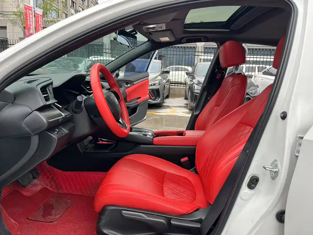Honda Civic — фото 17