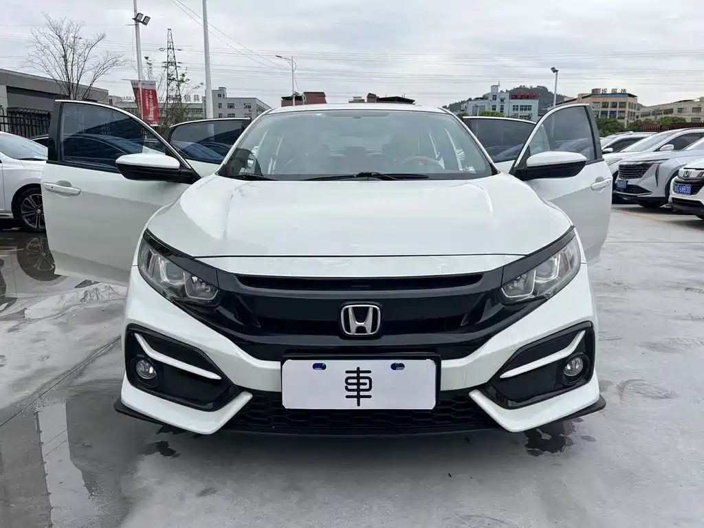 Honda Civic — фото 7