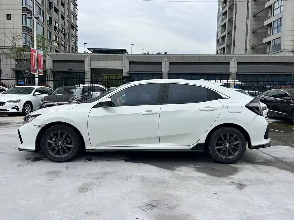 Honda Civic — фото 8