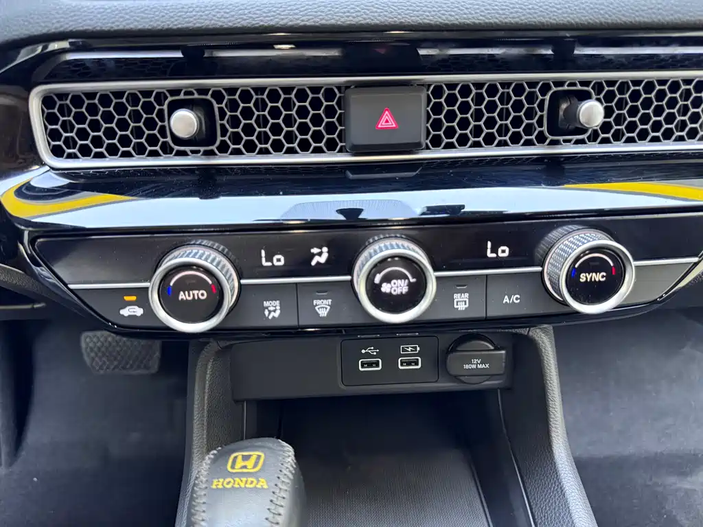 Honda Civic — фото 14
