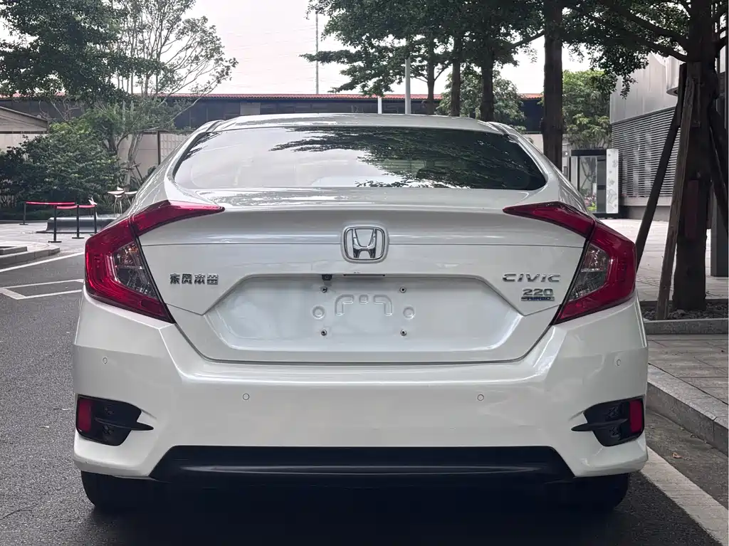 Honda Civic — фото 4