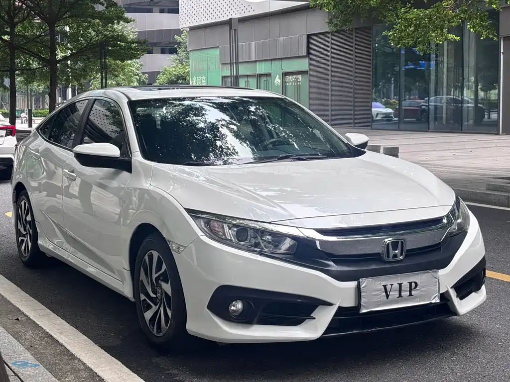 Honda Civic — фото 5