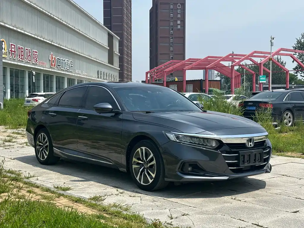 Honda Accord — фото 3