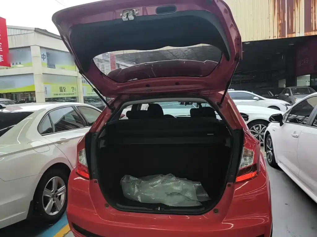 Honda Fit — фото 19