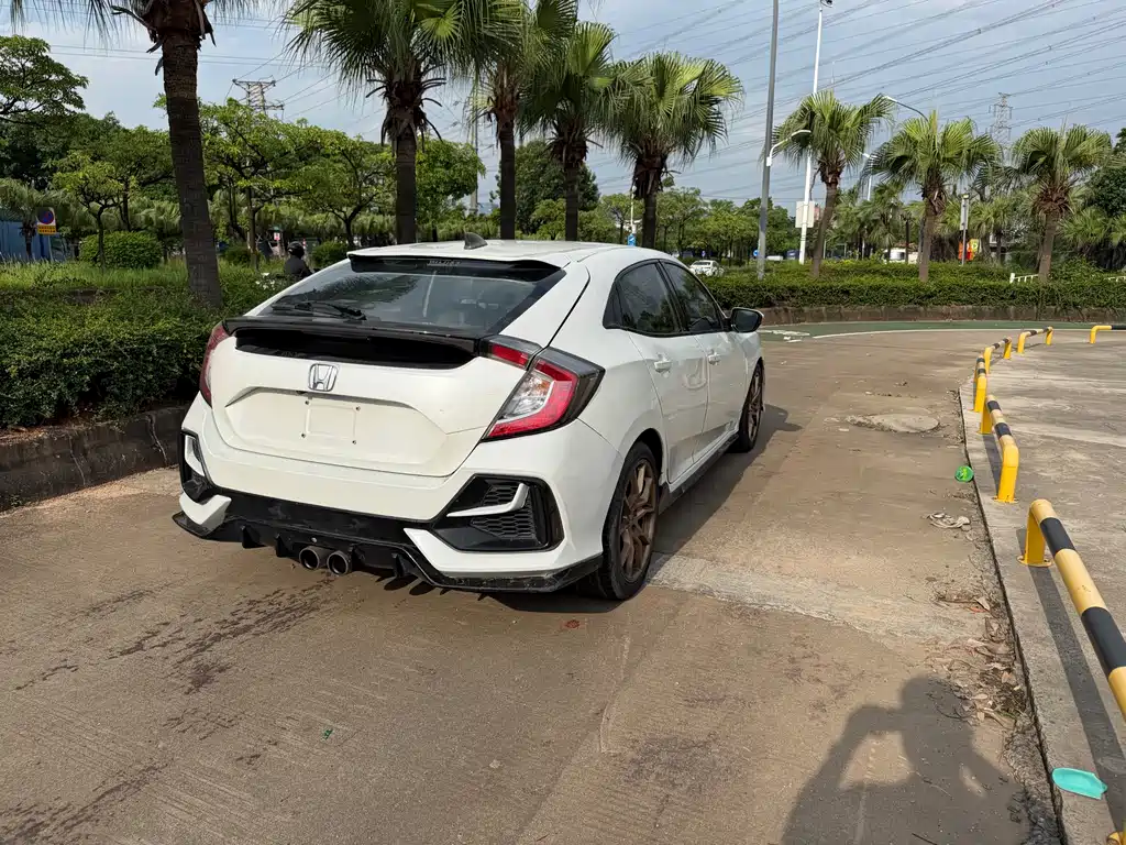 Honda Civic — фото 4