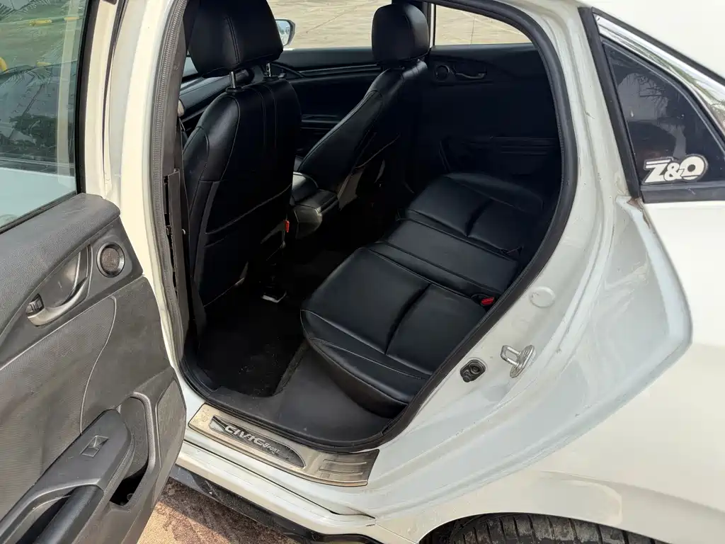 Honda Civic — фото 6