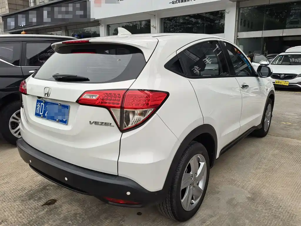 Honda Vezel — фото 4