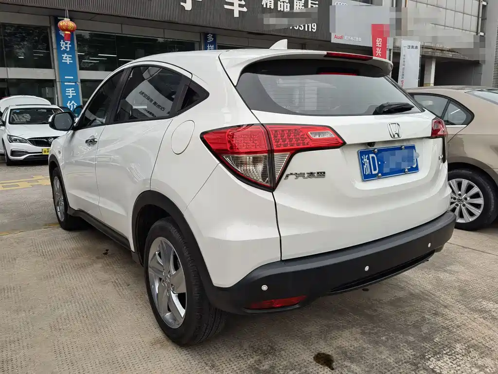 Honda Vezel — фото 6