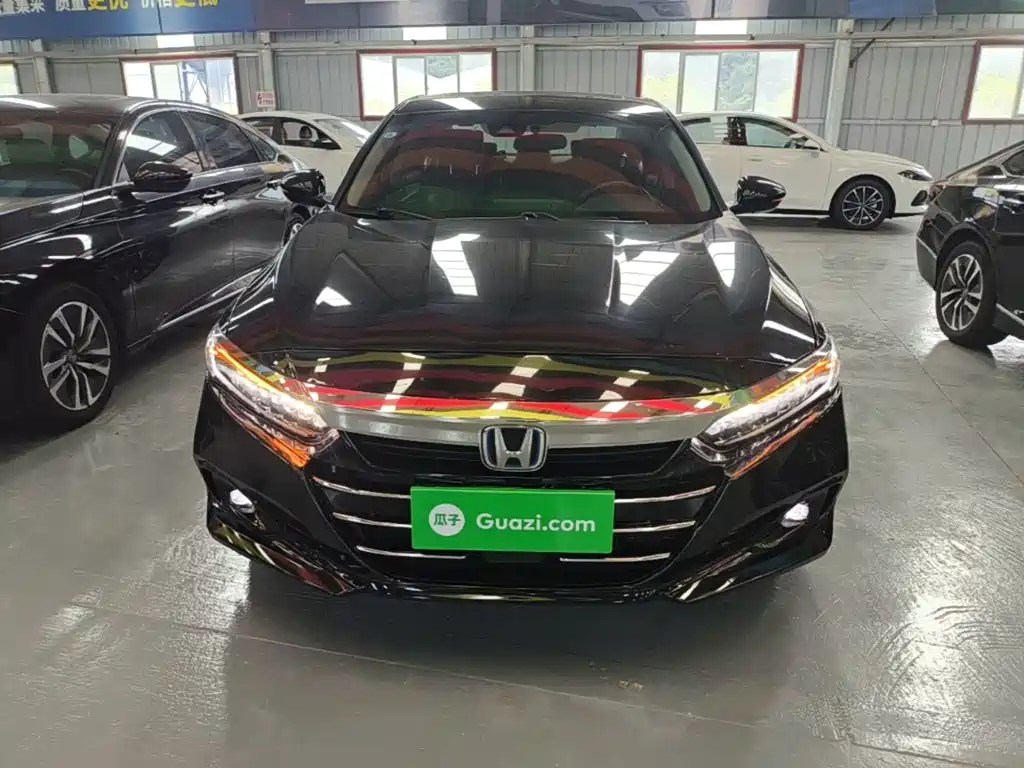 Honda Accord — фото 3