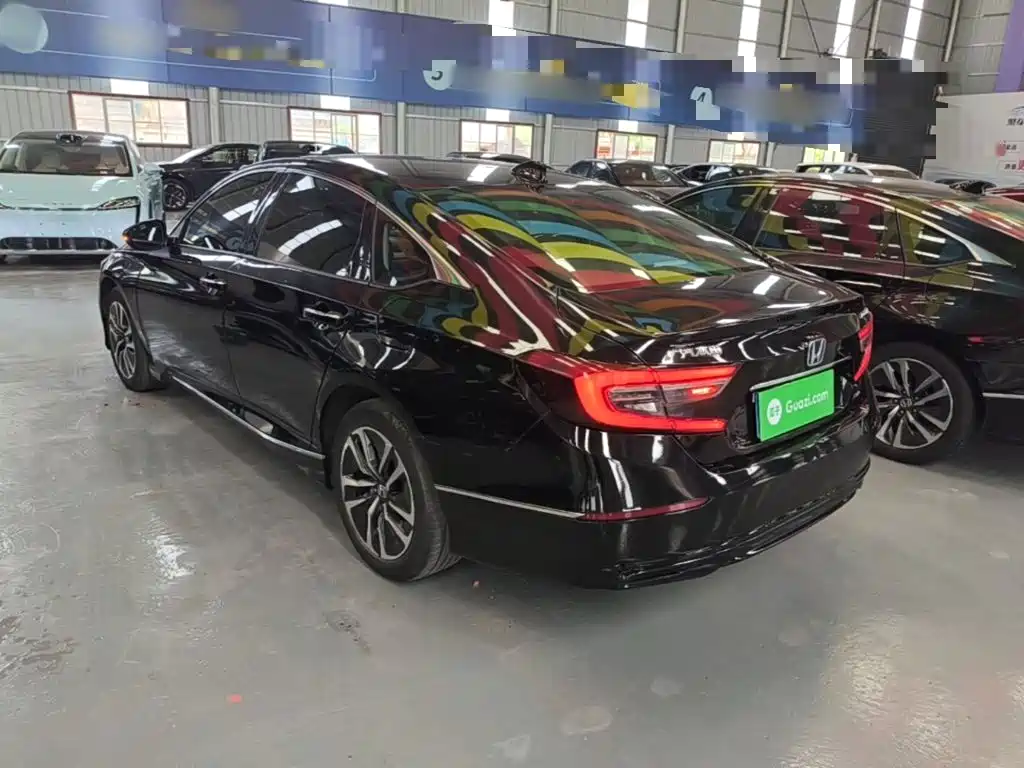 Honda Accord — фото 5